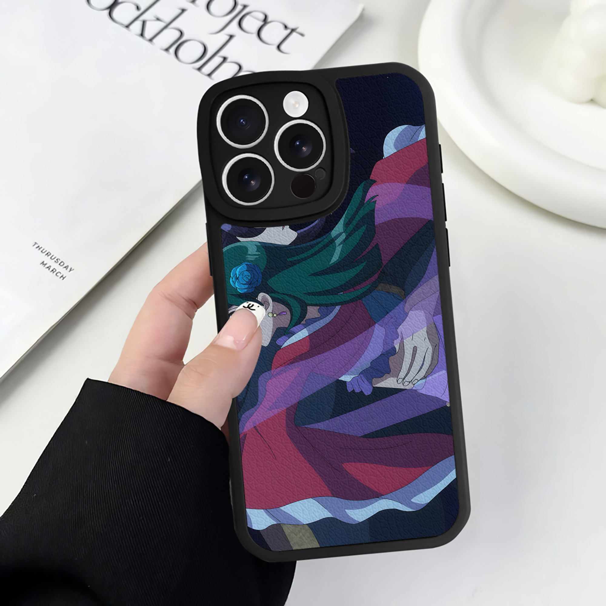 薬屋のひとりごと The Apothecary Diaries 【iPhone 16シリーズ対応】シリコンスマホケース（レザー調） 材質：シリコン